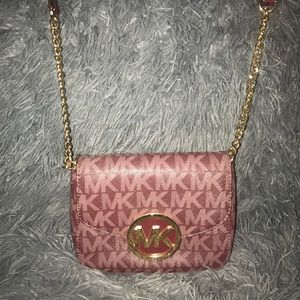 🆕 Michael Kors Leather Merlot Signature Crossbody